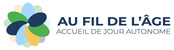 Logo au Fil de l'âge, fleur de couleur bleue, jaune et vert.